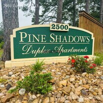 2400 Cuney Ct in Silsbee, TX - Building Photo