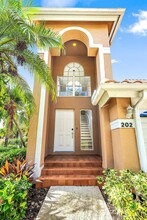 202 Legendary Cir in Palm Beach Gardens, FL - Building Photo - Building Photo