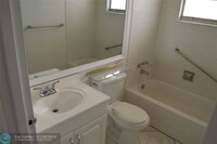 649 Saxony Pl in Delray Beach, FL - Building Photo - Building Photo