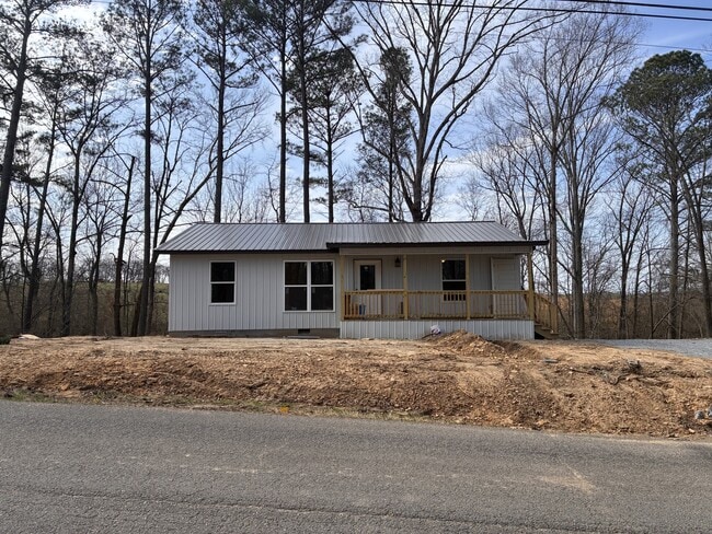 property at 3552 Douglas-Hyatt Rd