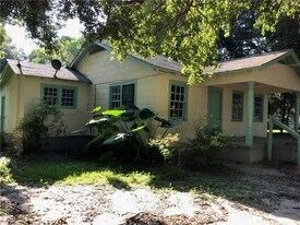 1001 McRae Ave in Mobile, AL - Building Photo