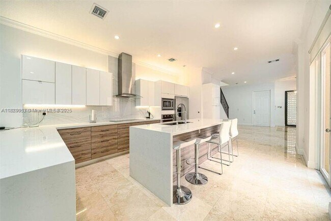 3050 Elizabeth St in Miami, FL - Building Photo - Building Photo