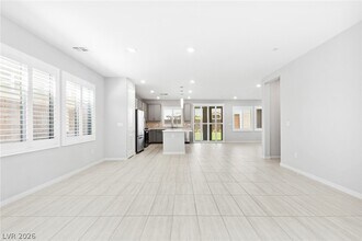 12089 Arrebol Ave in Las Vegas, NV - Building Photo - Building Photo