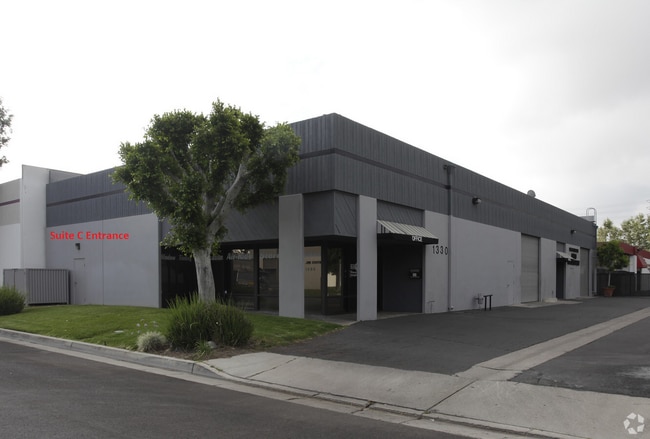 1330 N Blue Gum St, Unit 1330 Suite C
