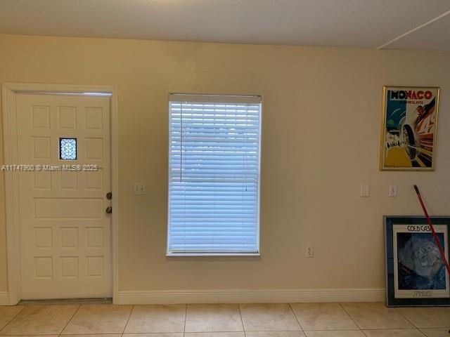 149 Bentley Dr in Miami Springs, FL - Building Photo - Building Photo