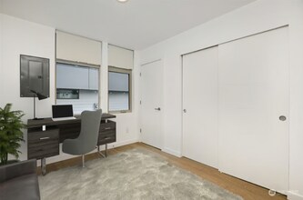 1713 19th Ave S in Seattle, WA - Foto de edificio - Building Photo