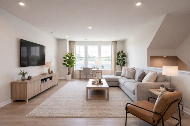 2435 Ownby Ln in Richmond, VA - Building Photo - Building Photo