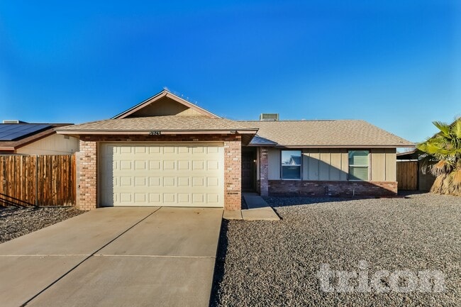 property at 6926 W Cameron Dr