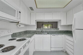 4525 N O'Connor Rd in Irving, TX - Building Photo - Building Photo