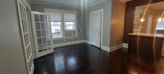 3719 Audubon Pl in Houston, TX - Building Photo