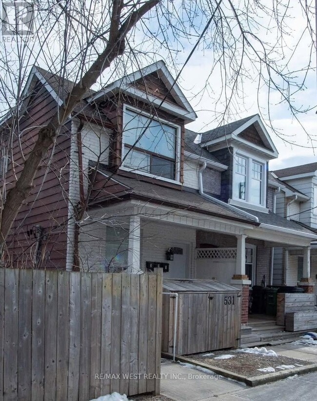 531 Woodbine Ave in Toronto, ON - Building Photo - Building Photo