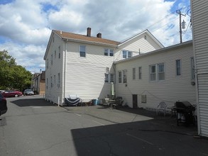 13 Orchard St in Nanuet, NY - Building Photo - Building Photo