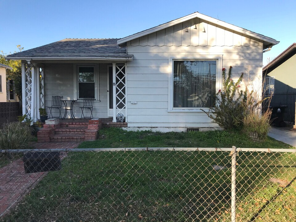 3013 Glenhurst Ave in Los Angeles, CA - Building Photo
