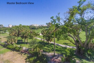 300 E Royal Palm Rd in Boca Raton, FL - Building Photo - Building Photo