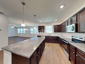 190 Rivulet Dr in Holly Springs, GA - Building Photo - Building Photo