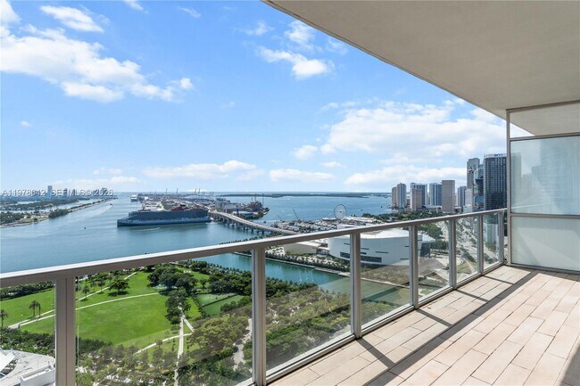 property at 1100 Biscayne Blvd
