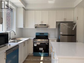 373 Stony Hill Blvd in Markham, ON - Building Photo