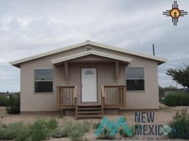 1808 S Lime St in Deming, NM - Building Photo
