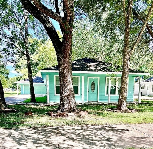 property at 1104 E Walker St