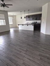 2328 Chianti Wy in Hanford, CA - Building Photo - Building Photo