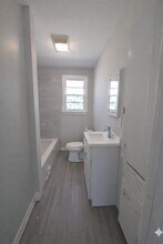 1330 West Dr in Westwego, LA - Building Photo - Building Photo