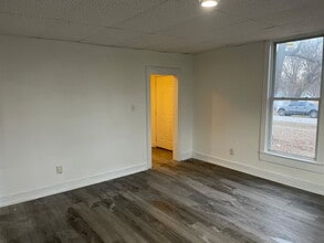 909 N Olive St in Mexico, MO - Building Photo - Building Photo