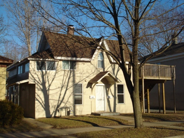 1207 10th St S in La crosse, WI - Foto de edificio