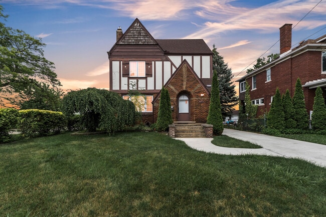 property at 115 Biddle Ave