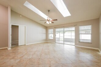 8819 Reservation Dr in Orlando, FL - Foto de edificio - Building Photo
