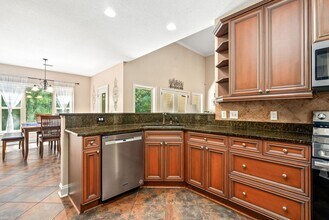 146 Coachmans Dr in Auburn, AL - Building Photo - Building Photo