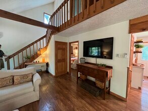 161 Piney Woods Dr in Jim Thorpe, PA - Building Photo - Building Photo