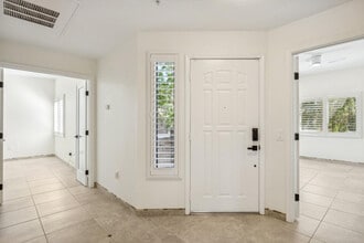 15050 N Thompson Peak Pkwy in Scottsdale, AZ - Building Photo - Building Photo
