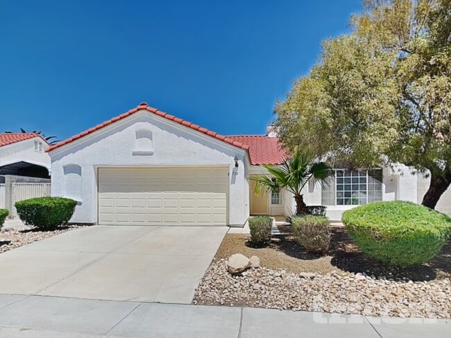 710 Wolf Lake Ave in North Las Vegas, NV - Building Photo - Building Photo