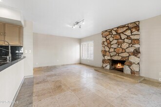 8624 N Timberlane Dr in Scottsdale, AZ - Building Photo - Building Photo