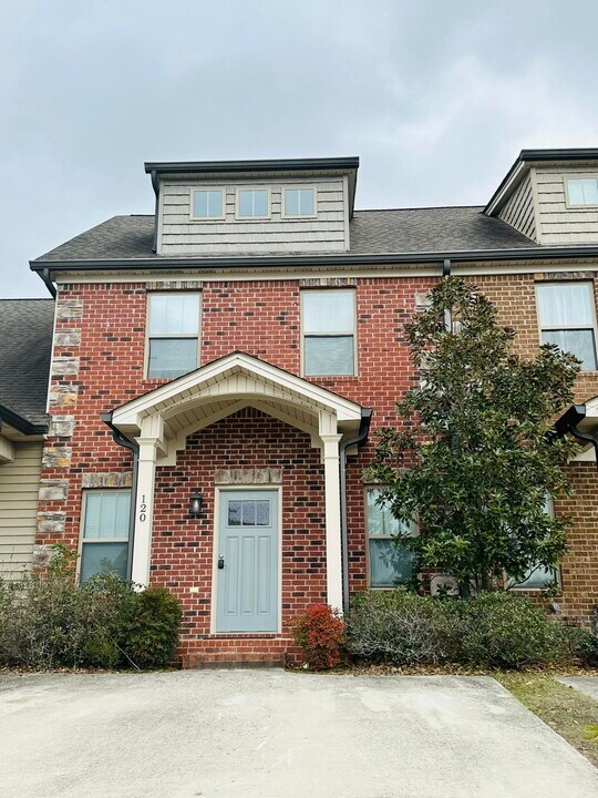 120 NE Bellingham Dr in Cleveland, TN - Building Photo