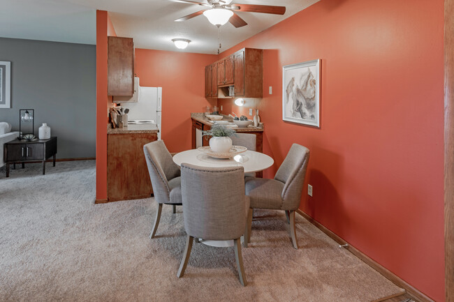 Midland Terrace in Shoreview, MN - Building Photo - Interior Photo