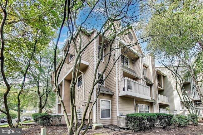 property at 5821 Inman Park Cir
