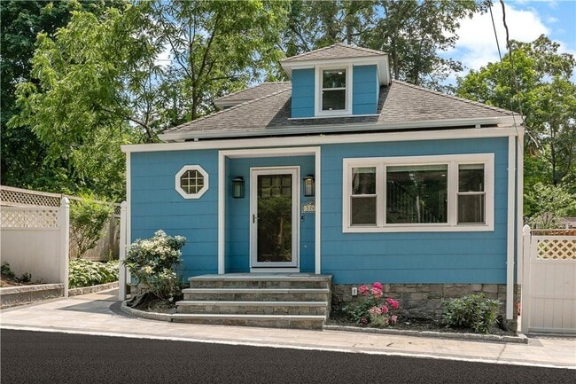 property at 526 King St