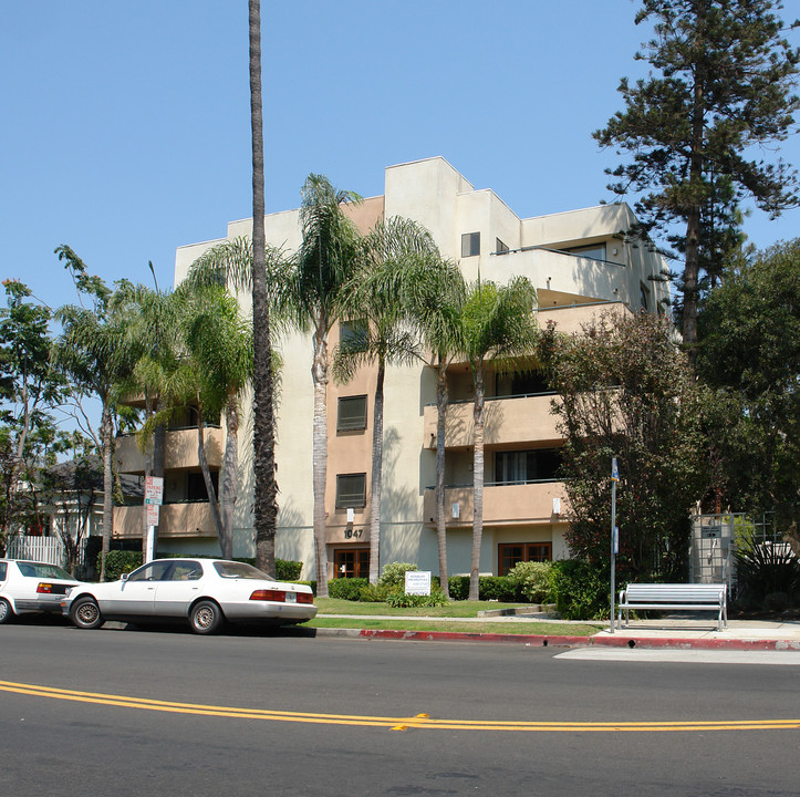 1047 4th St in Santa Monica, CA - Building Photo