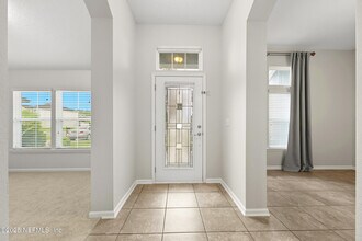 15653 Mason Lakes Dr in Jacksonville, FL - Building Photo - Building Photo