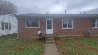 170 W Sumner Ave in Martinsville, IN - Building Photo