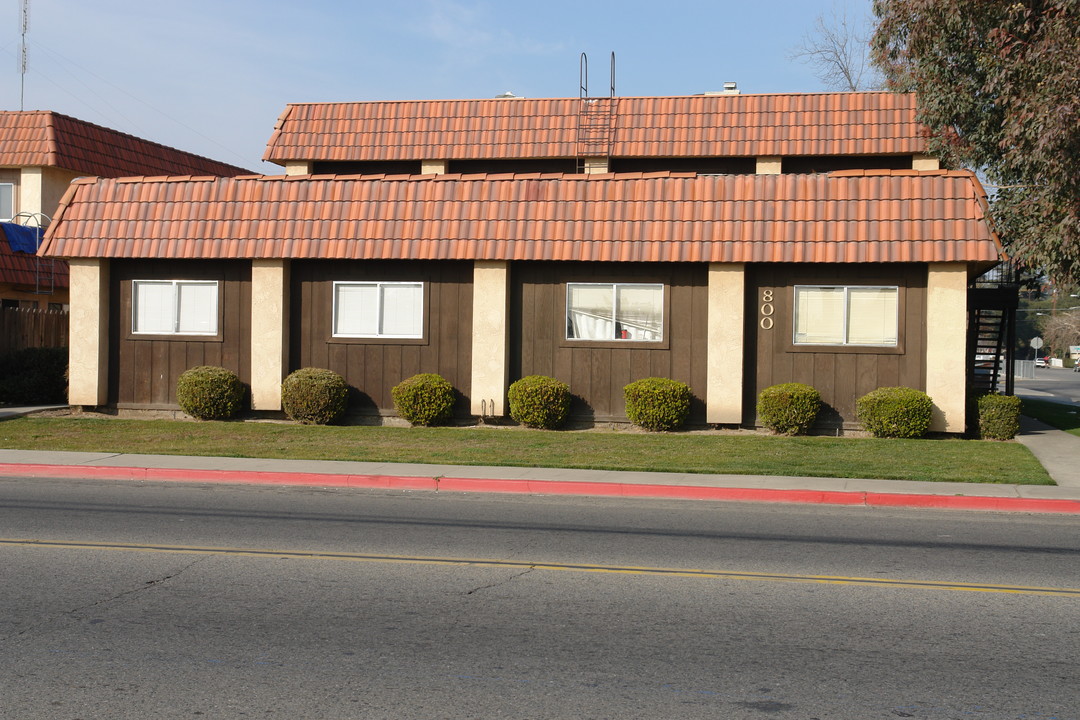 The Murray Apartments in Visalia, CA - Foto de edificio