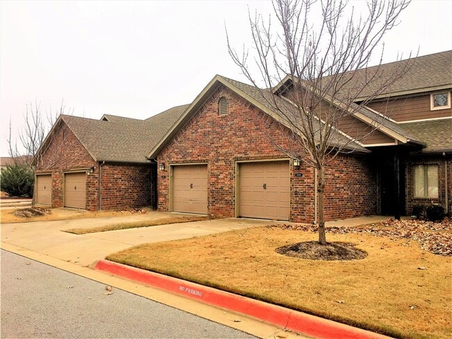 property at 3171 W Montrail Pl