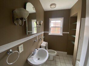 328 Rogers Ave in Macon, GA - Building Photo - Building Photo