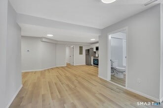 192 Hartford Rd in Manchester, CT - Building Photo - Building Photo