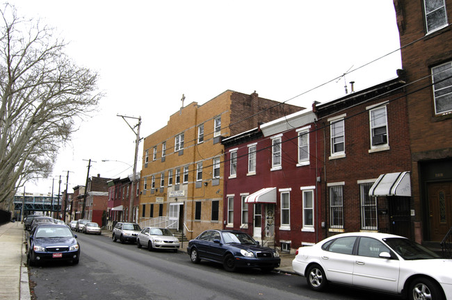 154-160 E Huntingdon St in Philadelphia, PA - Building Photo - Building Photo