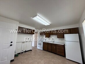 2938 S Adams St in Salt Lake City, UT - Building Photo - Building Photo