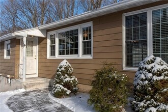 63 Higby Rd in Utica, NY - Building Photo - Building Photo