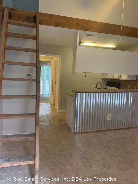 2210 Pearl St-Unit -#305 in Austin, TX - Building Photo