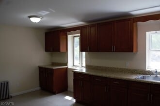55 NJ-23 in Hamburg, NJ - Building Photo - Building Photo